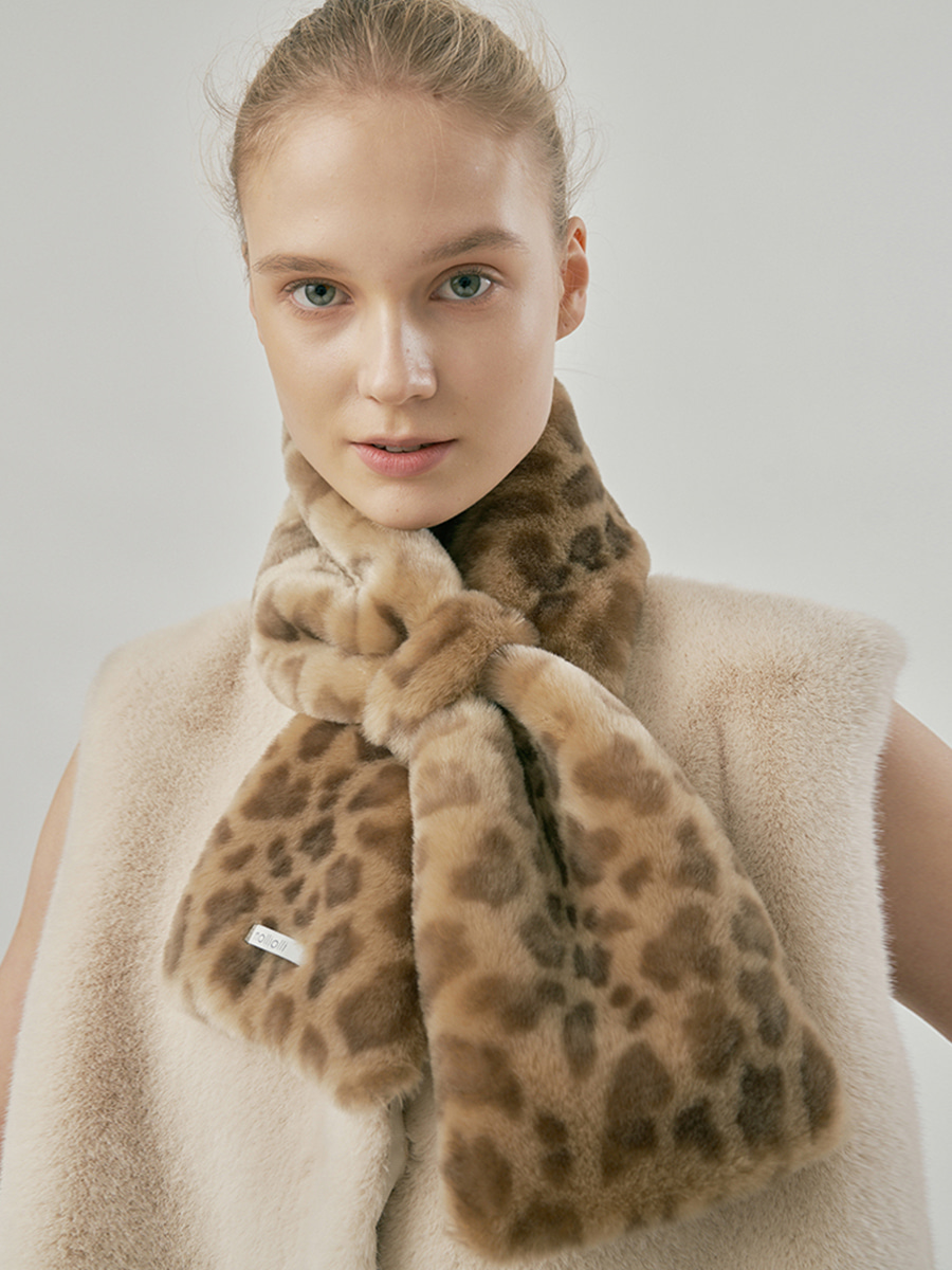 MOLLI RING fur muffler [leopard]